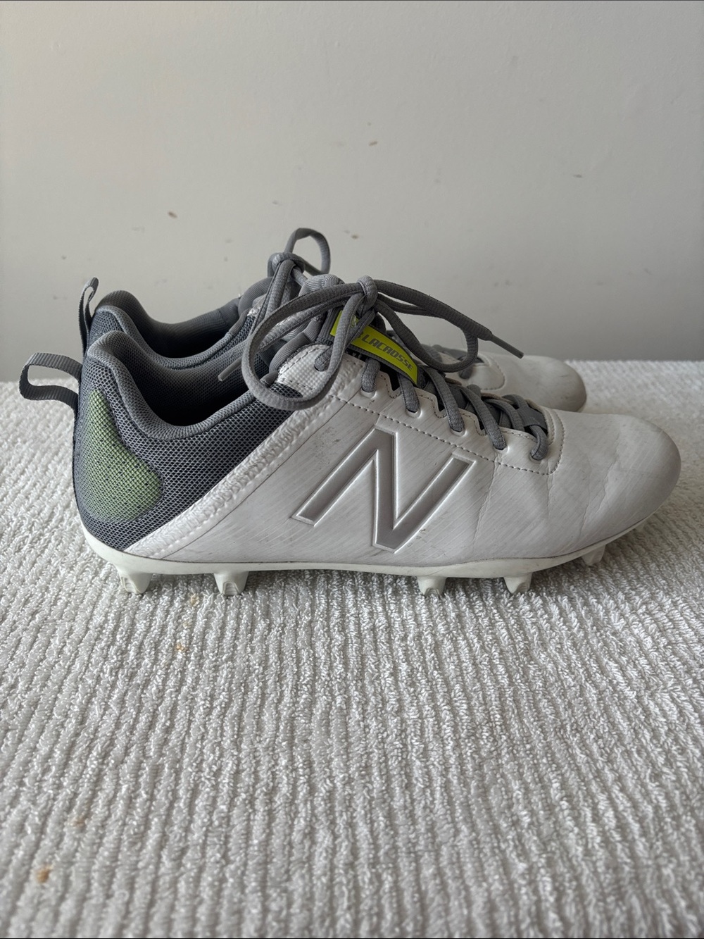 New Balance Burn X LaCross cleats White & Gray Athletic Cleats women sz 10 - Picture 2 of 9